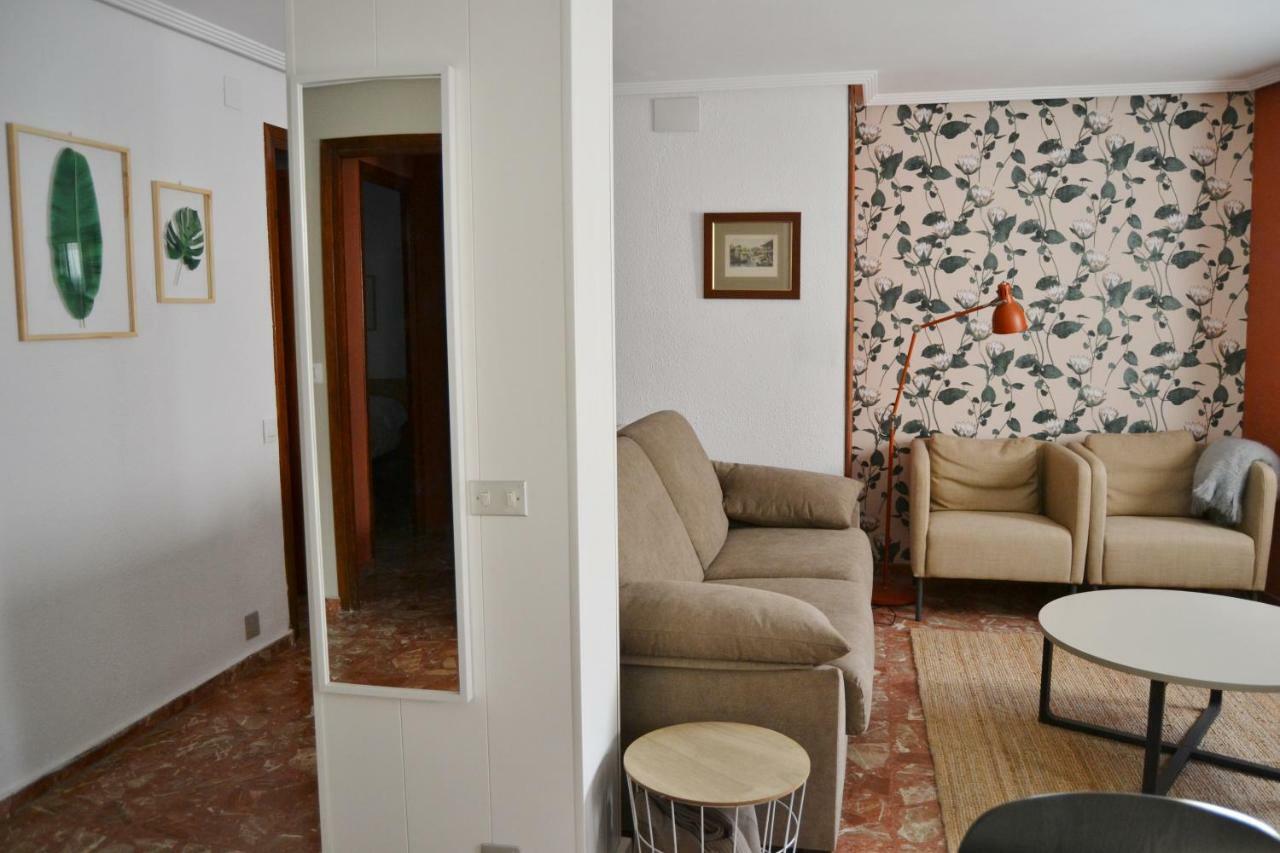 Tres Puentes Anguiano Apartamentos Y Hostal Exterior photo