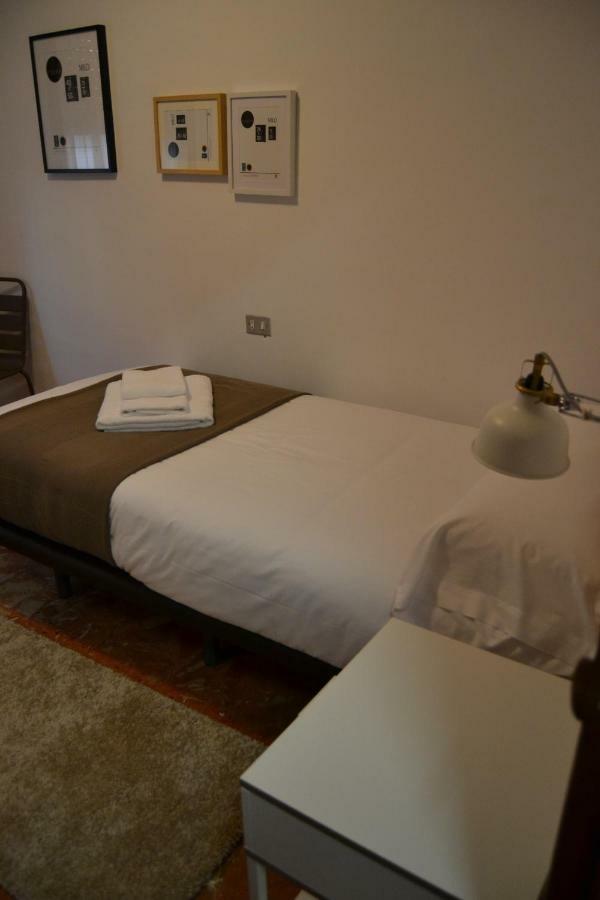Tres Puentes Anguiano Apartamentos Y Hostal Exterior photo